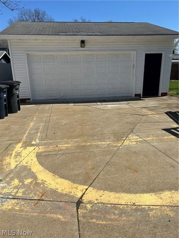 1129 Avon Street, Akron, OH 44310