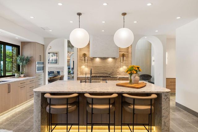 3 Clancy Lane S, Rancho Mirage, CA 92270