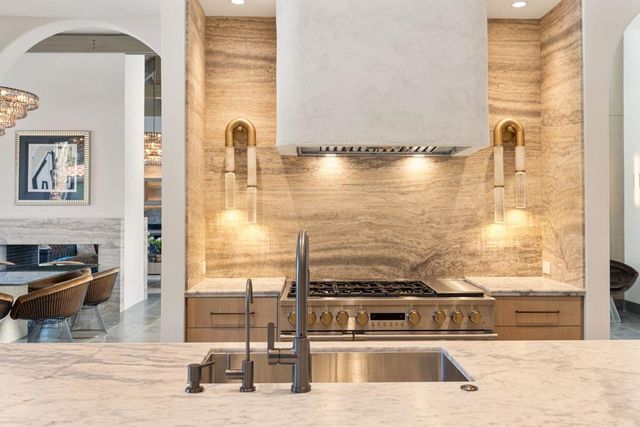 3 Clancy Lane S, Rancho Mirage, CA 92270