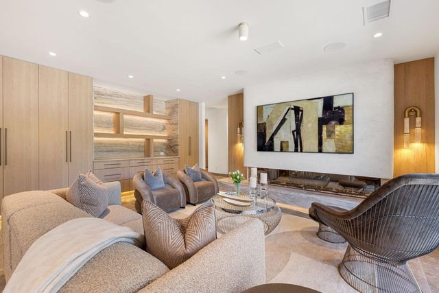 3 Clancy Lane S, Rancho Mirage, CA 92270