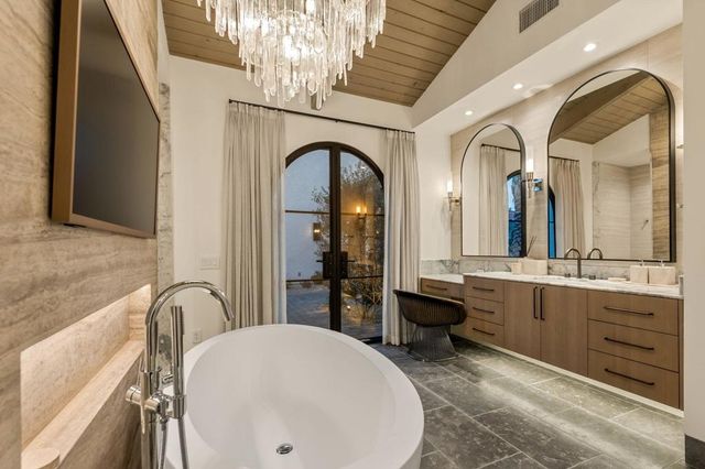 3 Clancy Lane S, Rancho Mirage, CA 92270