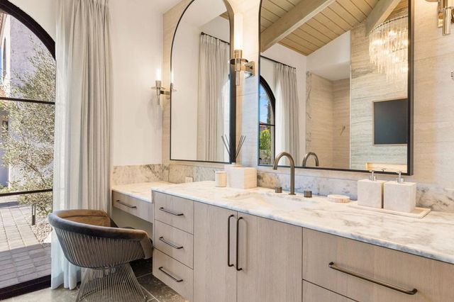 3 Clancy Lane S, Rancho Mirage, CA 92270