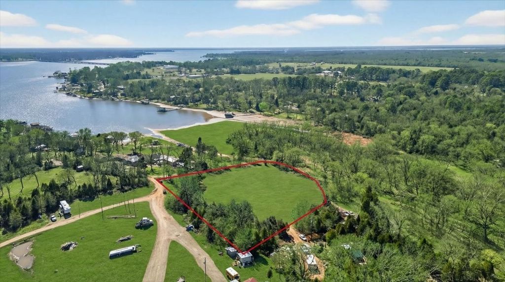 000 Lance, Eustace, TX 75124