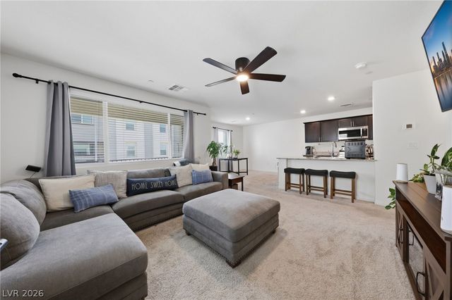 6941 Skyline Blue Street, North Las Vegas, NV 89086
