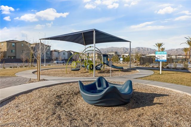 6941 Skyline Blue Street, North Las Vegas, NV 89086