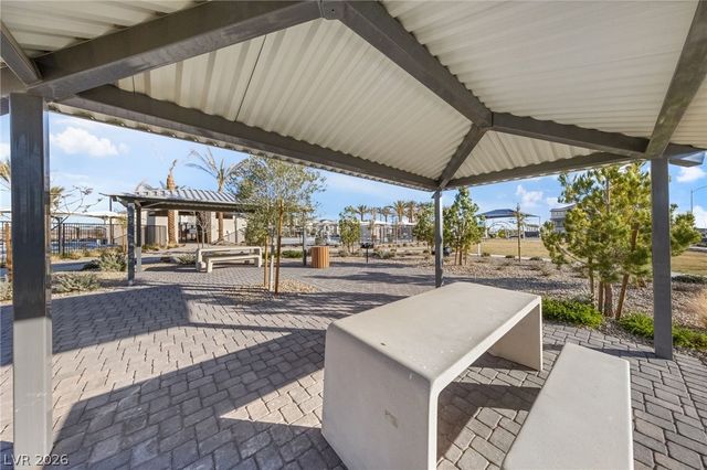 6941 Skyline Blue Street, North Las Vegas, NV 89086
