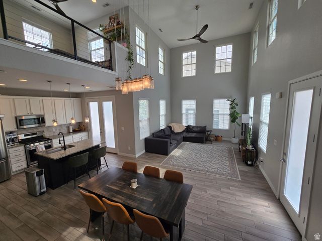 5353 W KOBAL LN, South Jordan, UT 84009