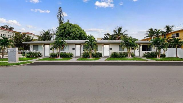 891 SW 5th St 4, Miami, FL 33130