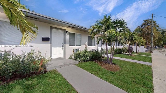 891 SW 5th St 4, Miami, FL 33130
