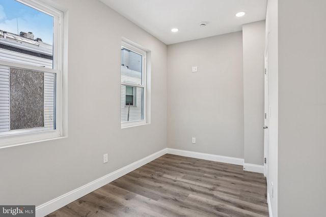 2225-2227 N WATERLOO ST, Philadelphia, PA 19133