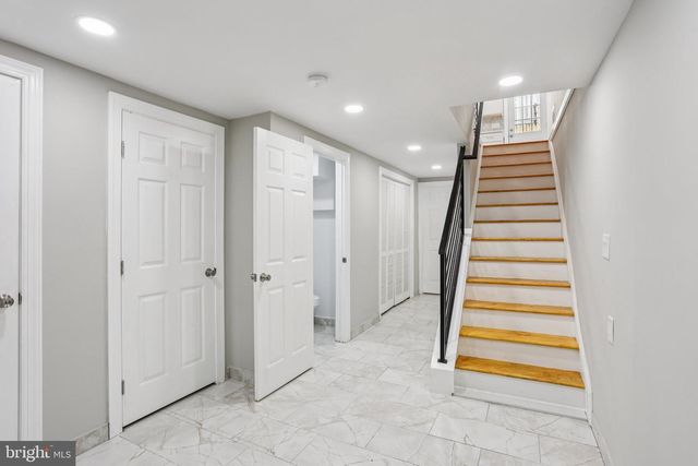 2225-2227 N WATERLOO ST, Philadelphia, PA 19133