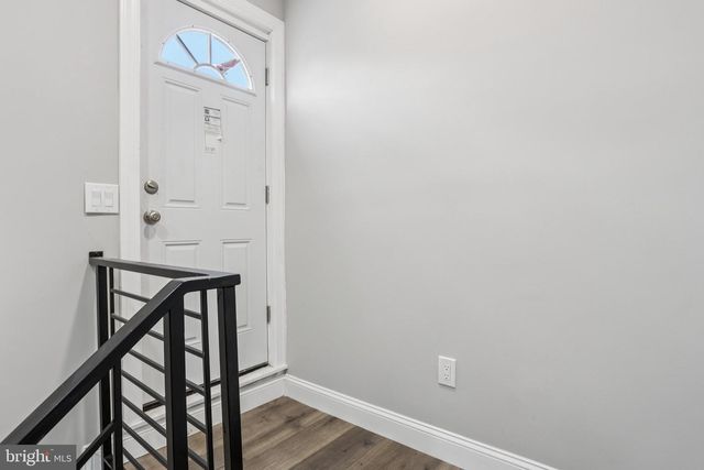 2225-2227 N WATERLOO ST, Philadelphia, PA 19133
