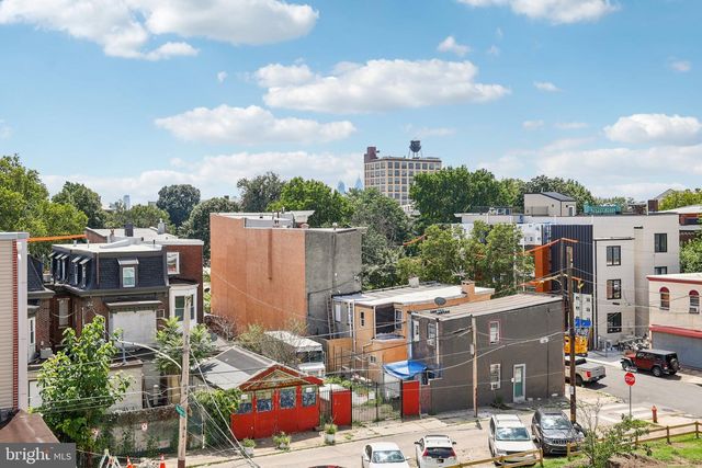 2225-2227 N WATERLOO ST, Philadelphia, PA 19133