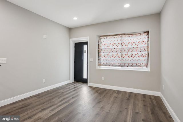 2225-2227 N WATERLOO ST, Philadelphia, PA 19133
