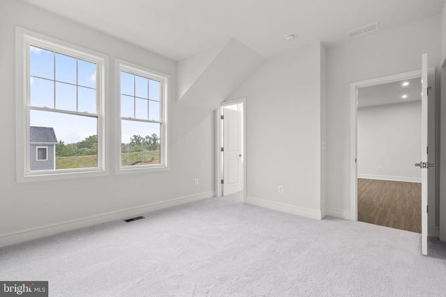 2611 BLUE RIDGE AVE, Marshall, VA 20115