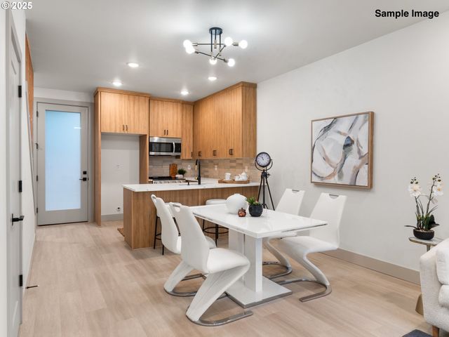 7430 Se 51st Ave, Portland, OR 97206