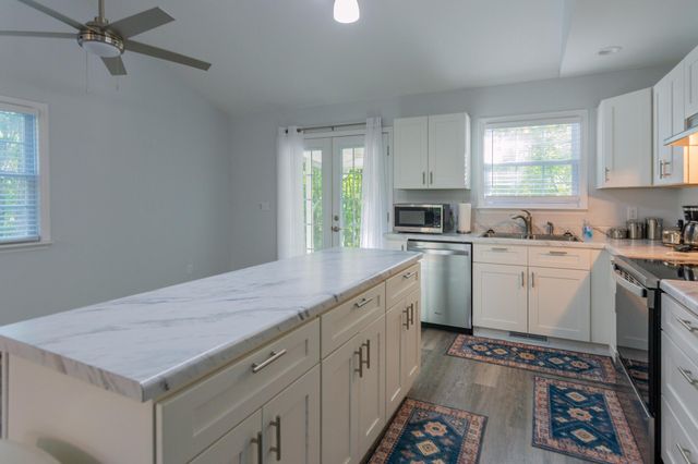 890 Lee Station Mtn Road, Pikeville, TN 37367