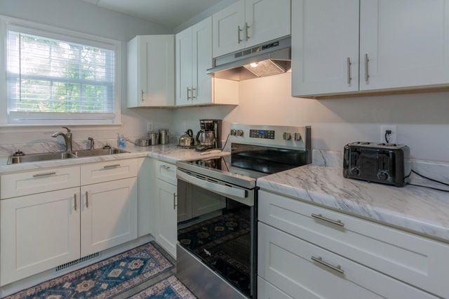 890 Lee Station Mtn Road, Pikeville, TN 37367