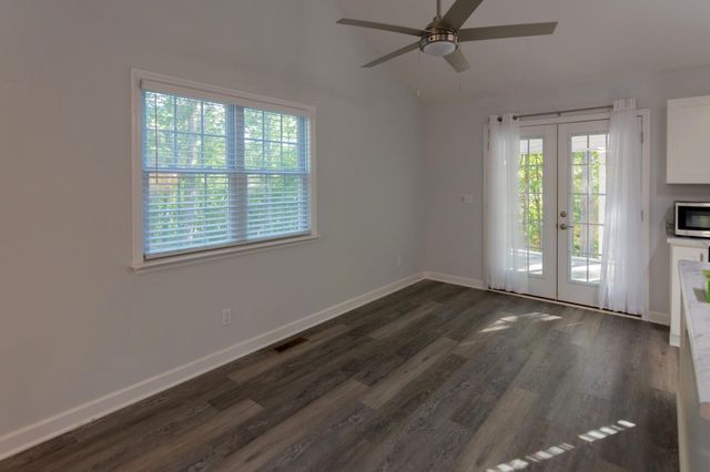 890 Lee Station Mtn Road, Pikeville, TN 37367