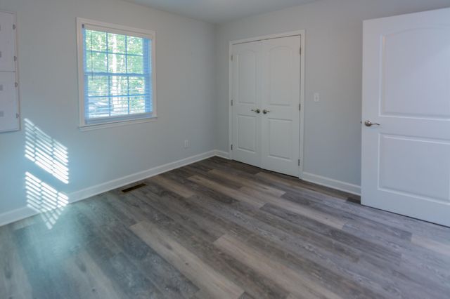 890 Lee Station Mtn Road, Pikeville, TN 37367
