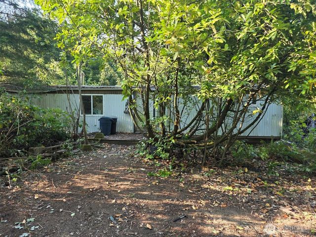 27313 Vashon Highway SW, Vashon, WA 98070
