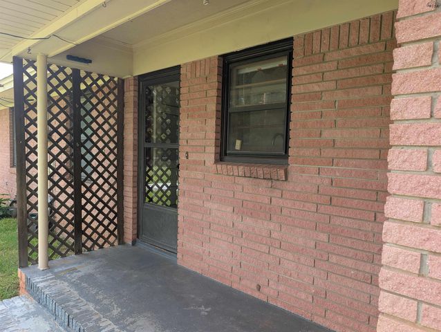 515 DOT AVENUE, Burkburnett, TX 76354