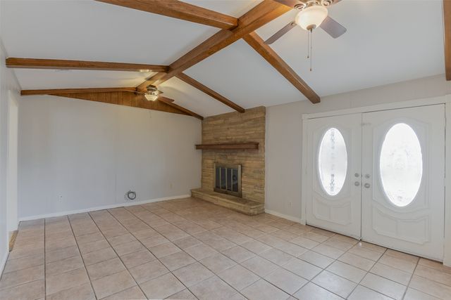 105 Stiles Drive, Midlothian, TX 76065