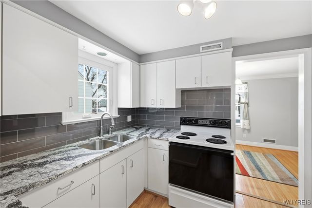 75 Fowler Avenue, Tonawanda, NY 14217