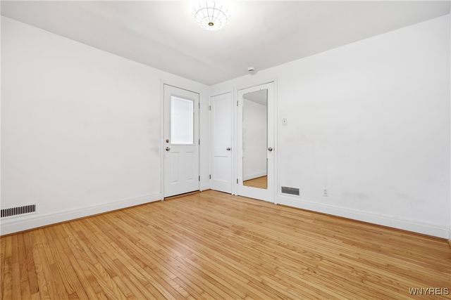 75 Fowler Avenue, Tonawanda, NY 14217