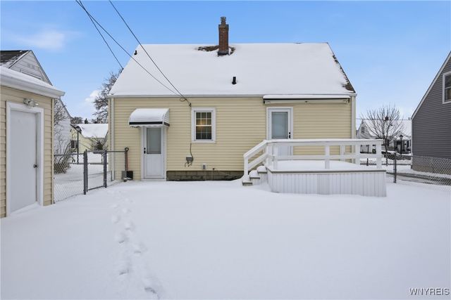 75 Fowler Avenue, Tonawanda, NY 14217