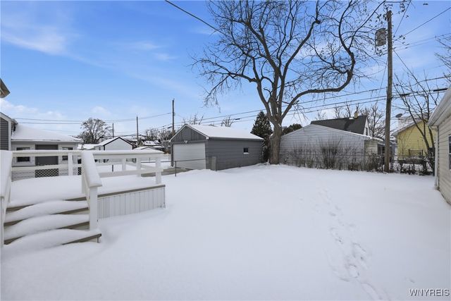 75 Fowler Avenue, Tonawanda, NY 14217