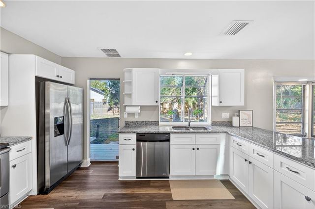 1576 Beechwood TRL, Fort Myers, FL 33919