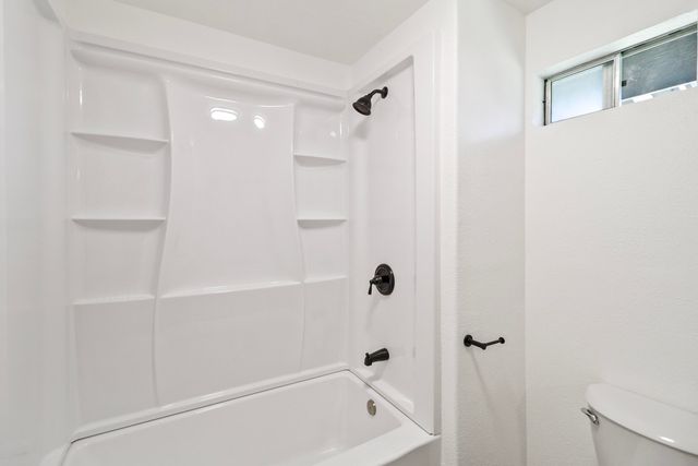 6275 Horseshoe Lane, Anderson, CA 96007