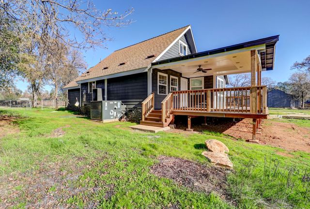 6275 Horseshoe Lane, Anderson, CA 96007