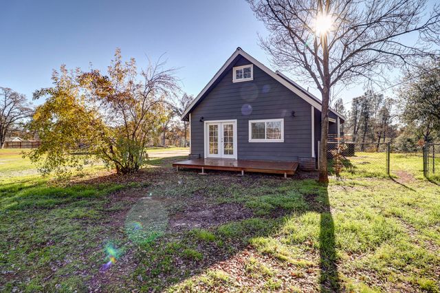 6275 Horseshoe Lane, Anderson, CA 96007