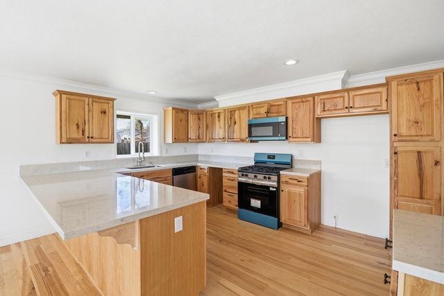 6275 Horseshoe Lane, Anderson, CA 96007