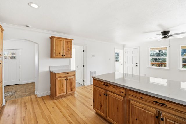 6275 Horseshoe Lane, Anderson, CA 96007