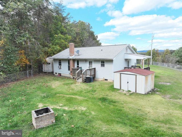 400 WISTERIA RIDGE RD, Capon Bridge, WV 26711