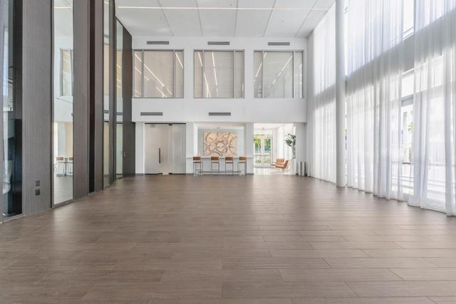 10220 NW 63rd Terrace 207, Doral, FL 33178