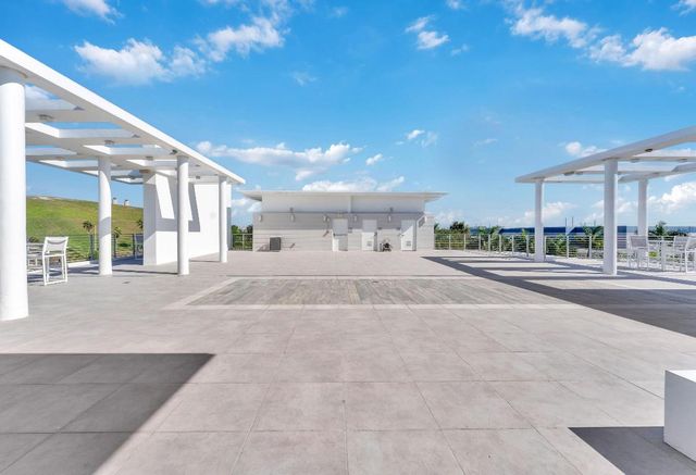 10220 NW 63rd Terrace 207, Doral, FL 33178