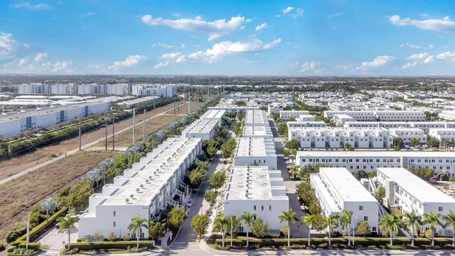 10220 NW 63rd Terrace 207, Doral, FL 33178