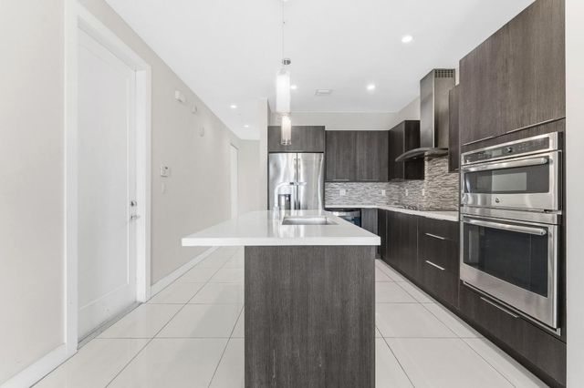 10220 NW 63rd Terrace 207, Doral, FL 33178