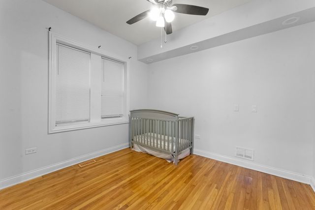 5124 W Berenice Avenue 1, Chicago, IL 60641