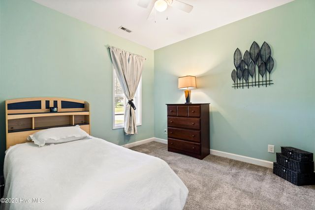 112 S Stone Drive, Sneads Ferry, NC 28460