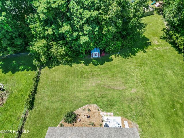 112 S Stone Drive, Sneads Ferry, NC 28460