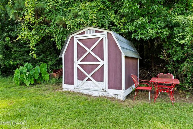 112 S Stone Drive, Sneads Ferry, NC 28460