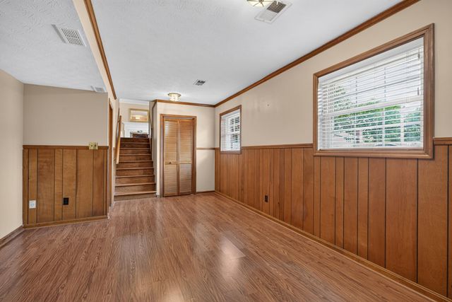 916 Edgewater Drive, Lexington, KY 40502
