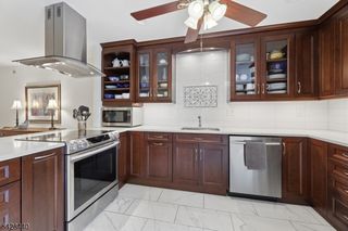 240 Mountain View Dr, Mahwah Twp., NJ 07430