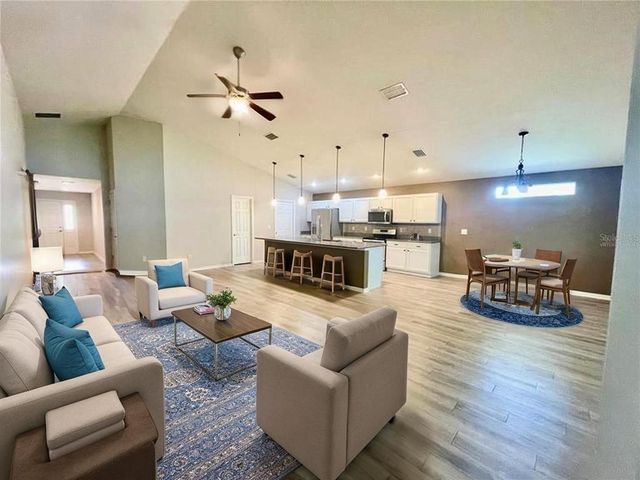 6376 SW 117TH STREET ROAD, Ocala, FL 34476