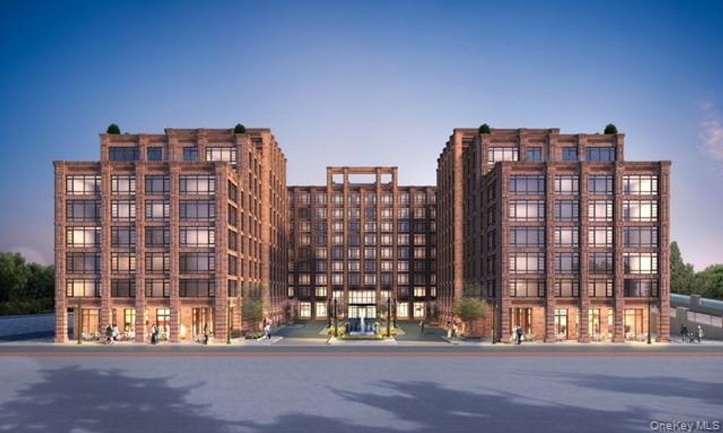 199 2nd St E914, Mineola, NY 11501